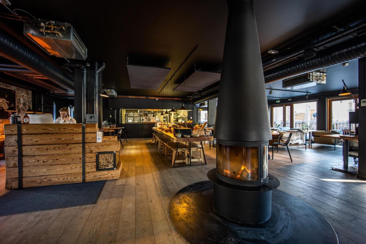Hotel Restaurant Le Monetier エクステリア 写真