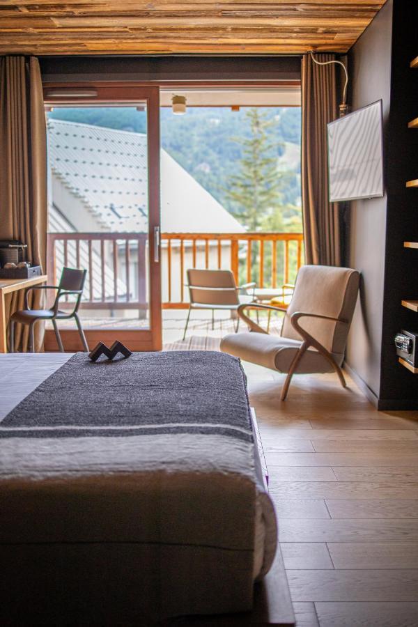 Hotel Restaurant Le Monetier エクステリア 写真