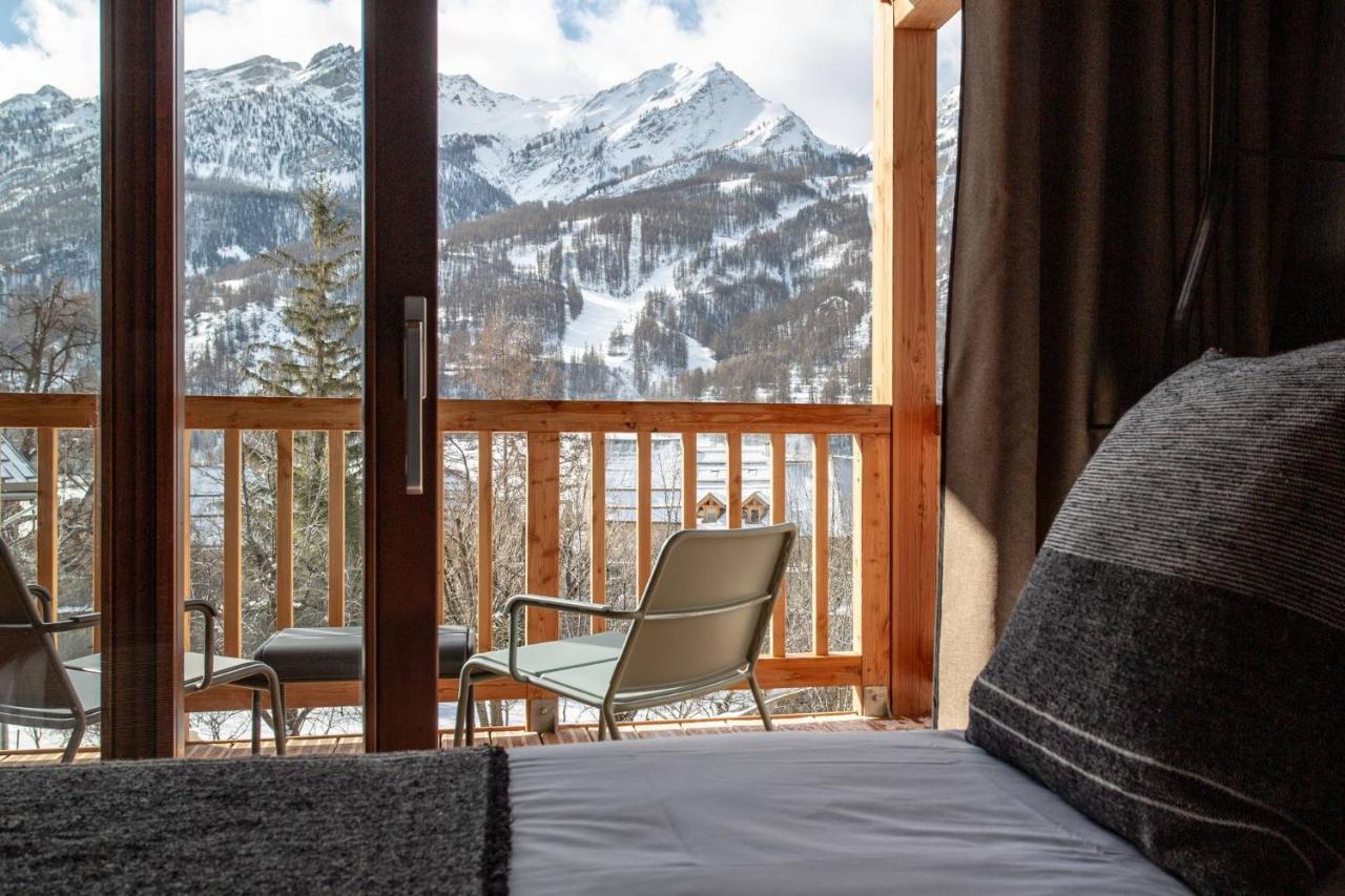 Hotel Restaurant Le Monetier エクステリア 写真