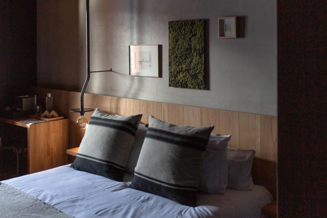 Hotel Restaurant Le Monetier エクステリア 写真